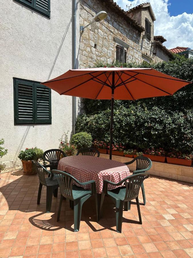 Longa Rooms Šibenik Esterno foto